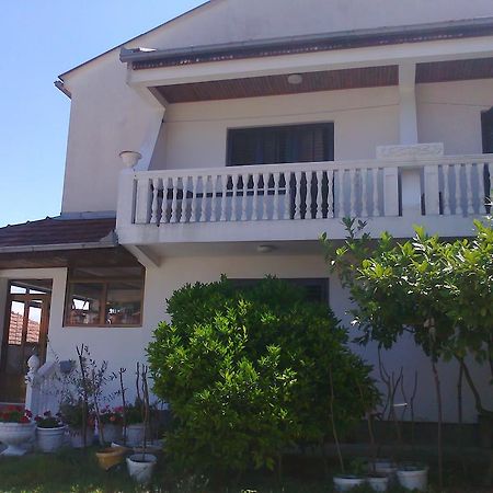 Guesthouse Sinani Ulcinj Exteriör bild