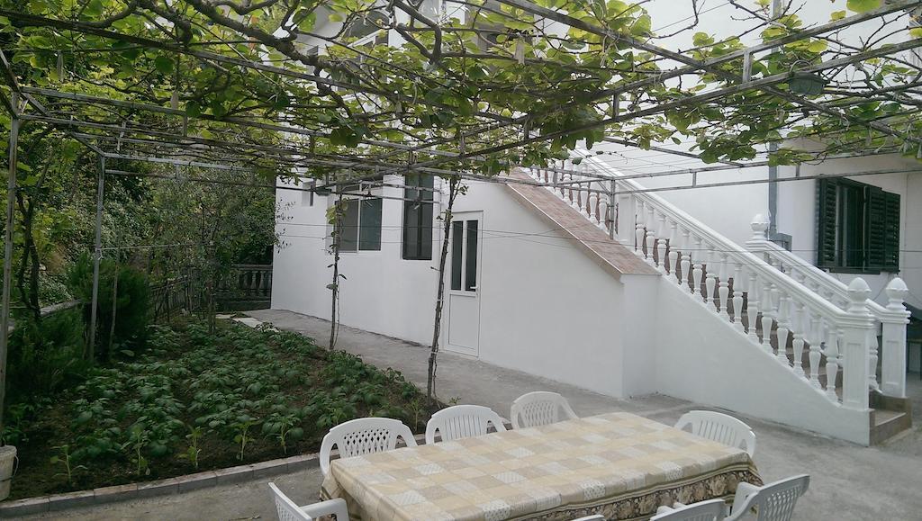 Guesthouse Sinani Ulcinj Exteriör bild