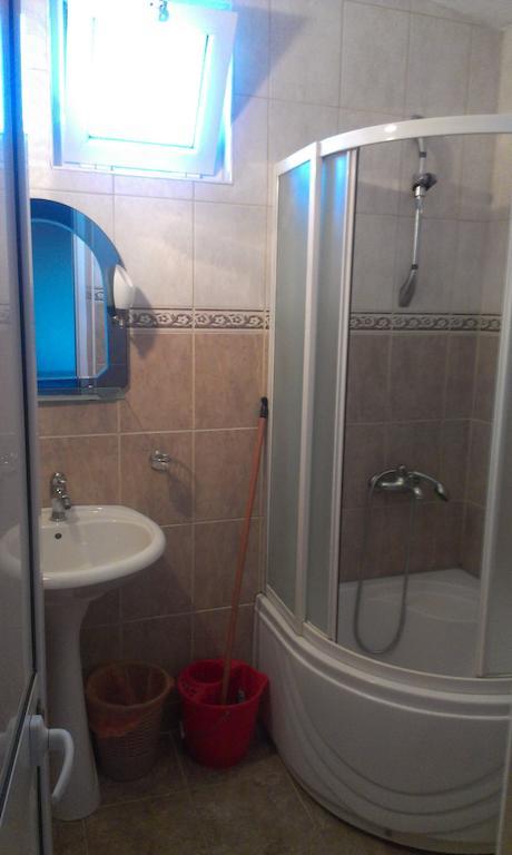 Guesthouse Sinani Ulcinj Rum bild