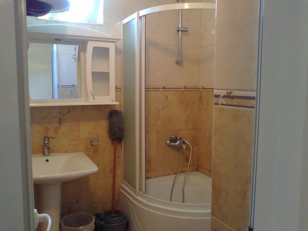 Guesthouse Sinani Ulcinj Rum bild