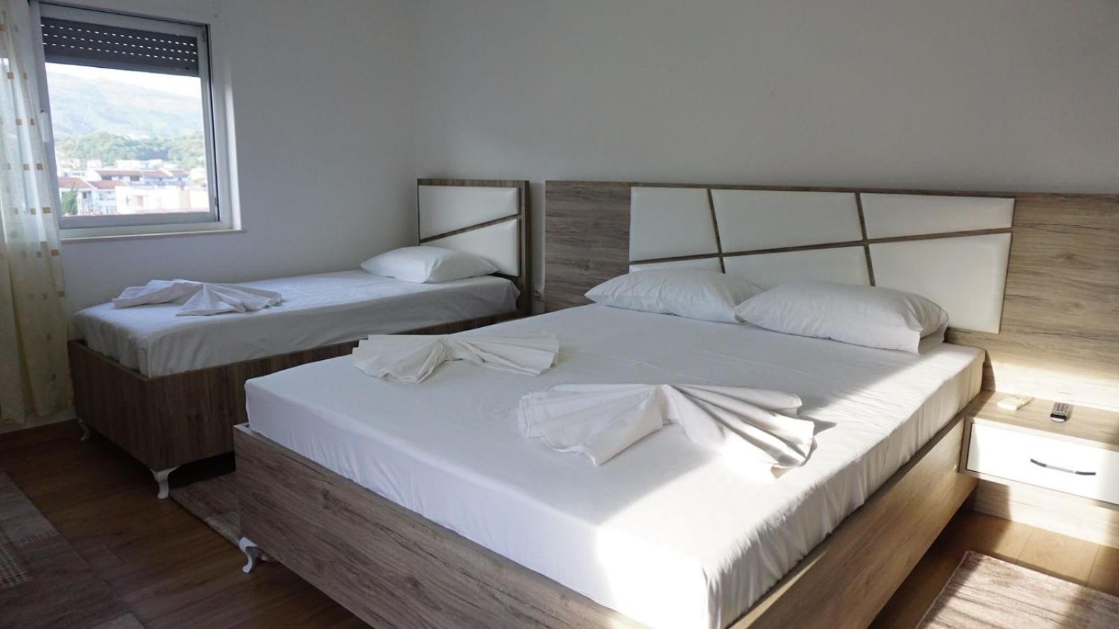 Guesthouse Sinani Ulcinj Exteriör bild