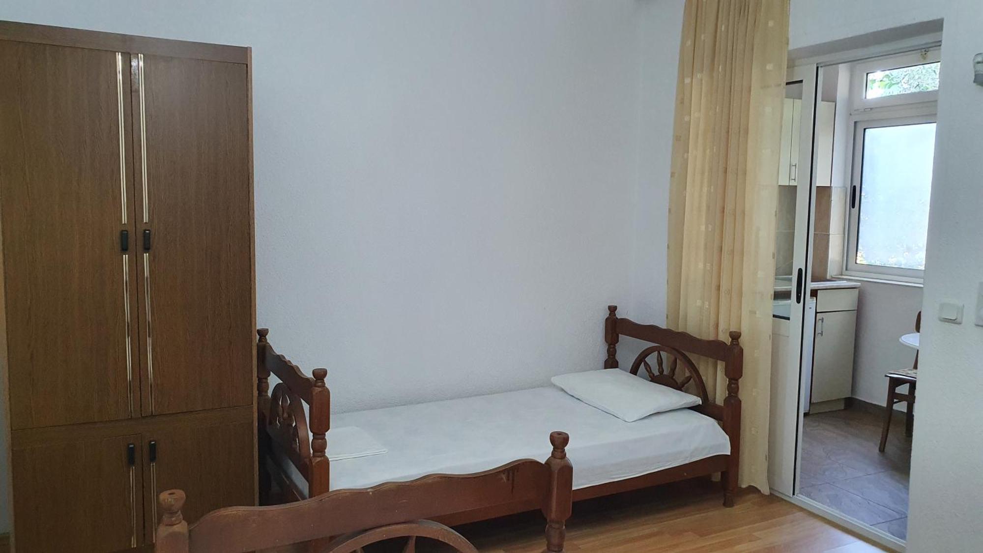 Guesthouse Sinani Ulcinj Exteriör bild