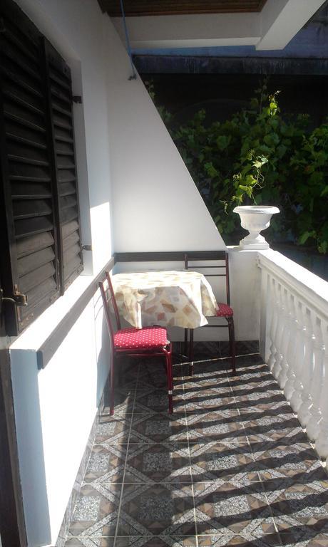 Guesthouse Sinani Ulcinj Exteriör bild