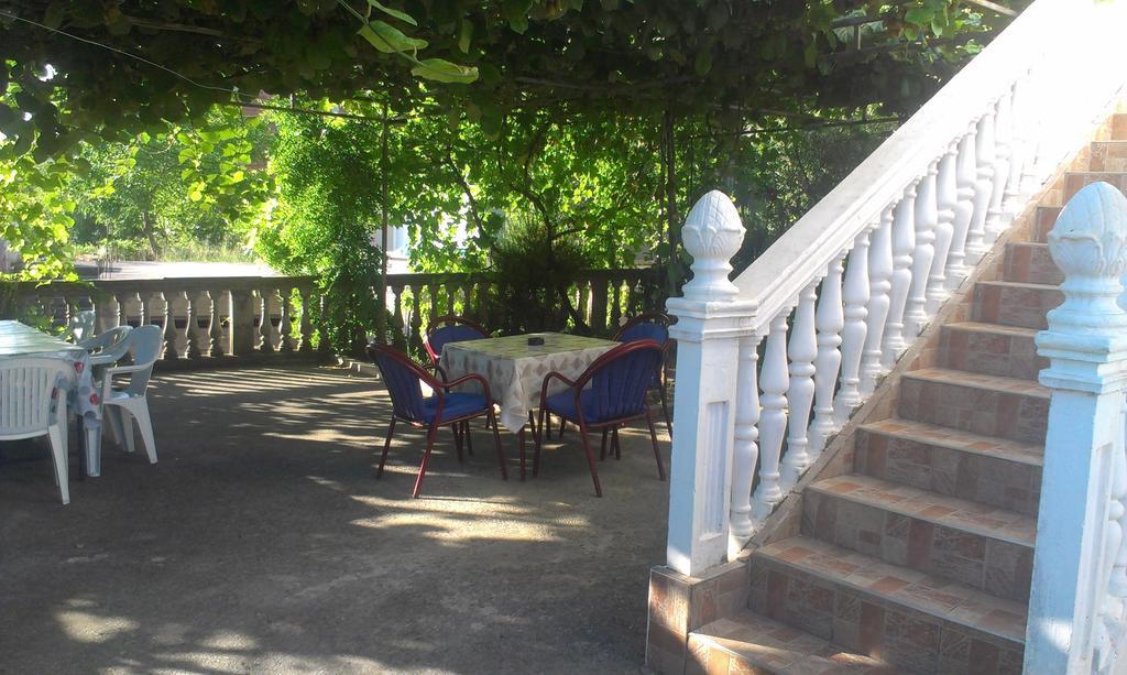 Guesthouse Sinani Ulcinj Exteriör bild
